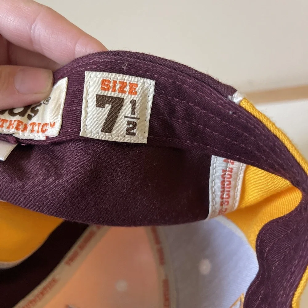 Vintage Minnesota Gophers Fitted Adidas‎ Hat #31 True School Authentics 7 1/2